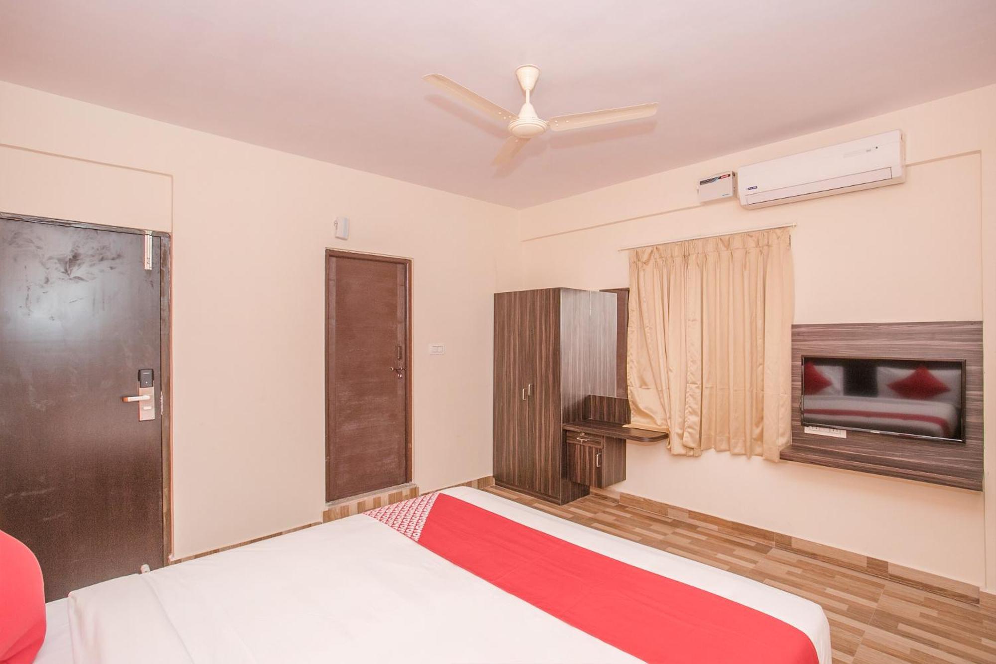 Oyo Hotel Pmr Near Ascendas Park Square Mall Bangalore Dış mekan fotoğraf