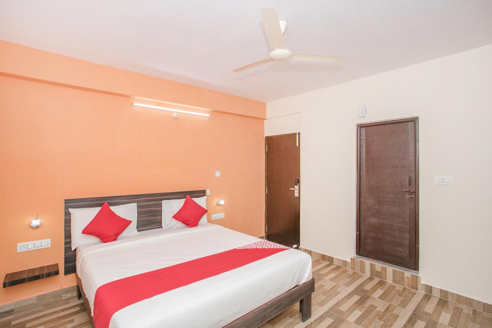 Oyo Hotel Pmr Near Ascendas Park Square Mall Bangalore Dış mekan fotoğraf